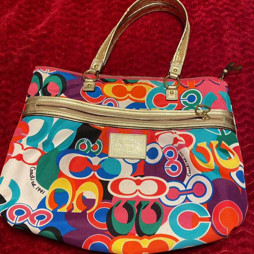 Coach poppy purse